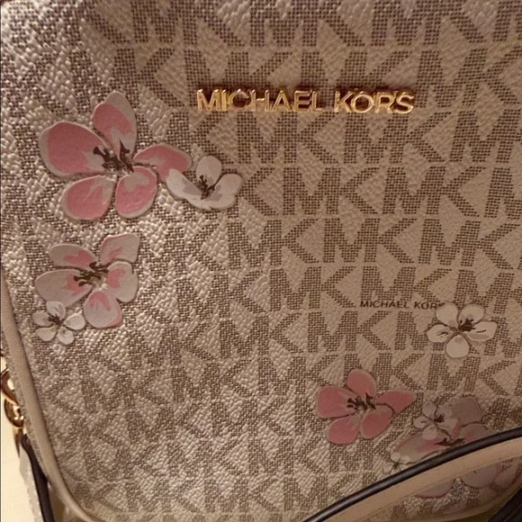 Michael Kors Beige and Pink Floral Crossbody Bag - Picture 3 of 7